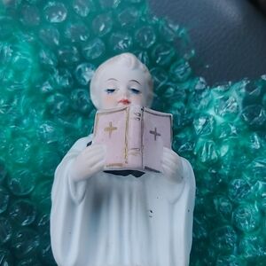 Lefton Ceramic Choir Boy with Pink and White Details